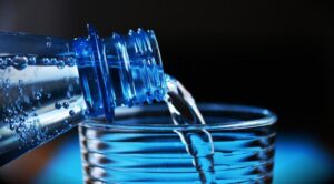 Read more about the article 💧 How Much and What Kind of Water is Best for Your Health?